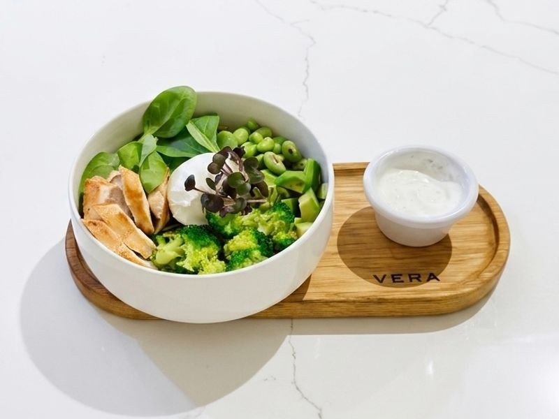 Protein bowl with buckwheat, edamame and chicken fillet